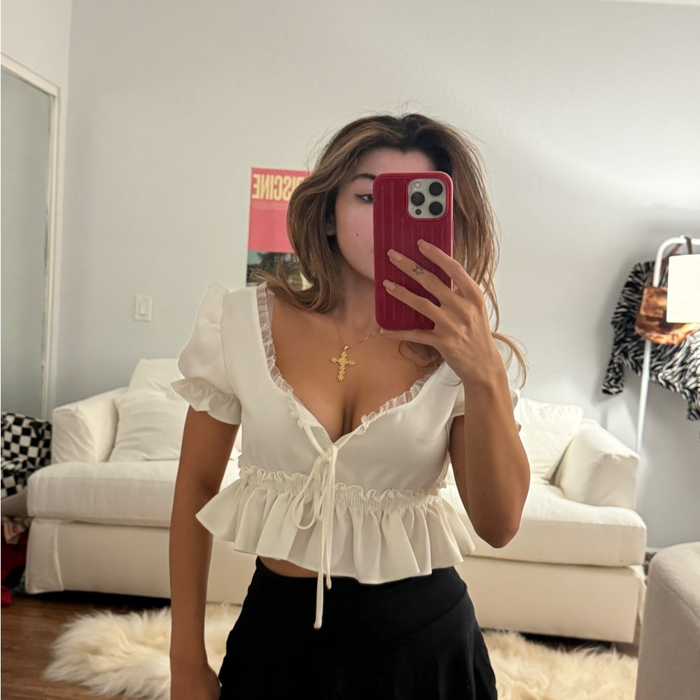 LIONESS WHITE RUFFLE CROP TOP - Picture 5 of 9